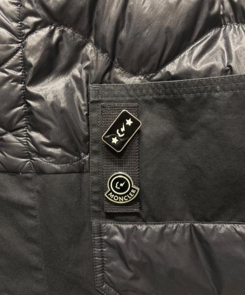 MONCLER（モンクレール）MONCLER (モンクレール) FRAGMENT DESIGN (フラグメントデザイン) ACHIRD/切替ダウンジャケット ブラック サイズ:3の古着・服飾アイテム