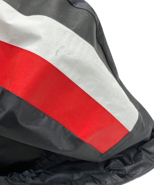 MONCLER（モンクレール）MONCLER (モンクレール) DELAPORTE/ナイロン コート ブラック サイズ:4の古着・服飾アイテム