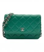 CHANELシャネル）の古着「Matelassé Caviar Skin Chain Shoulder Wallet/マトラッセキャビアスキン ショルダーウォレット」｜グリーン×シルバー金具