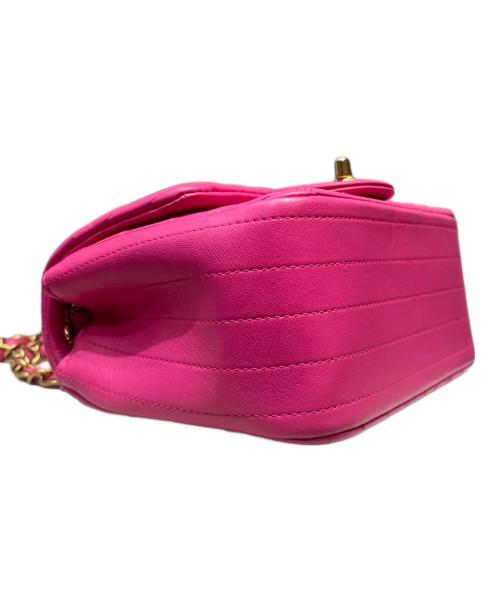 CHANEL（シャネル）CHANEL (シャネル) シェブロン ミニ マトラッセ ピンク×ゴールド金具 サイズ:ミニの古着・服飾アイテム