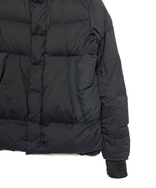 CANADA GOOSE（カナダグース）CANADA GOOSE (カナダグース) アームストロングフーディ ブラック サイズ:XLの古着・服飾アイテム