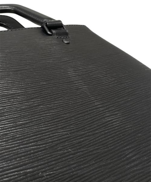 LOUIS VUITTON（ルイ ヴィトン）LOUIS VUITTON (ルイ ヴィトン) Epi Sac Plat Fold/エピ サックプラ・フォールド ブラック サイズ:-の古着・服飾アイテム