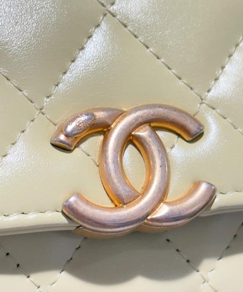CHANEL（シャネル）CHANEL (シャネル) ココマークチェーンウォレット ライムイエローの古着・服飾アイテム