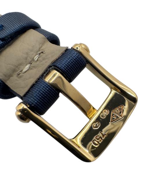 VAN CLEEF & ARPELS（ヴァンクリーフ＆アーペル）VAN CLEEF & ARPELS (ヴァンクリーフ＆アーペル) アルハンブラ スモール モデル ウォッチ シェル文字盤 サイズ:27mmの古着・服飾アイテム