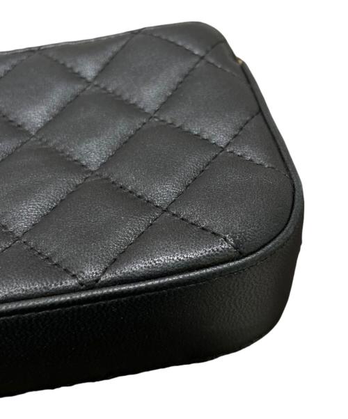 CHANEL（シャネル）CHANEL (シャネル) ウォレットバッグ ブラック×ゴールド金具の古着・服飾アイテム