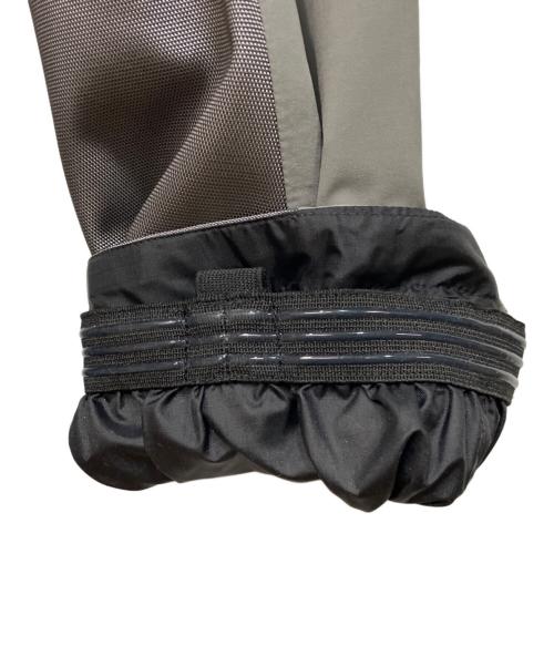 mont-bell（モンベル）mont-bell (モンベル) トレッキングボトム(ロング) ライトグレー サイズ:SIZE　M 未使用品の古着・服飾アイテム