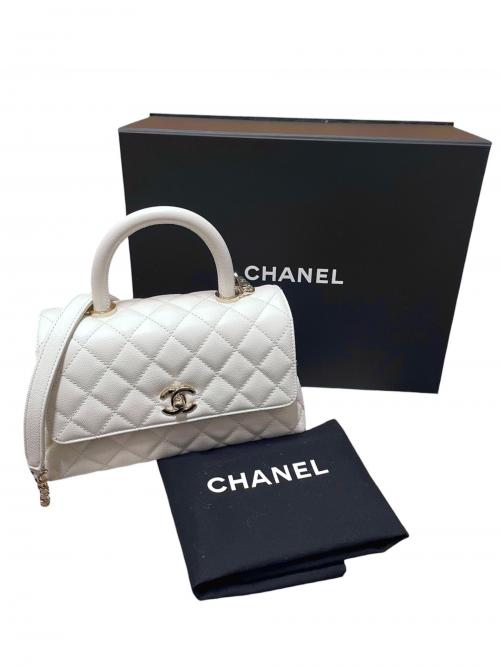 CHANEL（シャネル）CHANEL (シャネル) トップハンドル 23 ホワイト×ゴールド金具 サイズ:23の古着・服飾アイテム