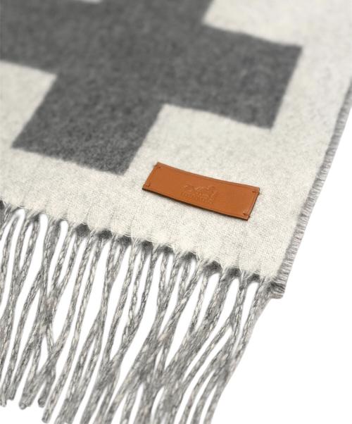 HERMES（エルメス）HERMES (エルメス) カシミヤマフラー ソー・ドゥ・エ グレーの古着・服飾アイテム