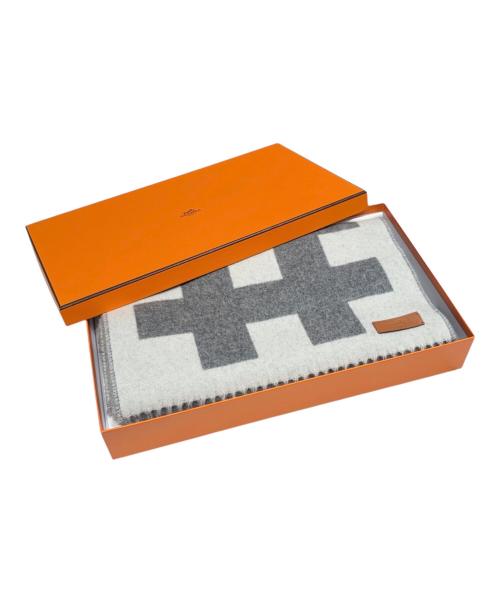 HERMES（エルメス）HERMES (エルメス) カシミヤマフラー ソー・ドゥ・エ グレーの古着・服飾アイテム