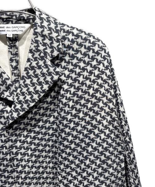 COMME des GARCONS COMME des GARCONS（コムデギャルソン コムデギャルソン）COMME des GARCONS COMME des GARCONS (コムデギャルソン コムデギャルソン) 千鳥格子柄クロップドジャケット グレー×ブラック サイズ:Mの古着・服飾アイテム