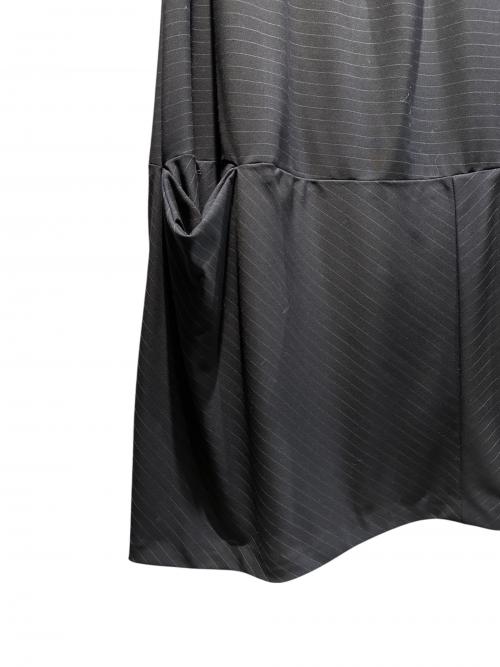 COMME des GARCONS COMME des GARCONS（コムデギャルソン コムデギャルソン）COMME des GARCONS COMME des GARCONS (コムデギャルソン コムデギャルソン) 変形ピンストライプノースリーブワンピース ネイビー サイズ:Sの古着・服飾アイテム