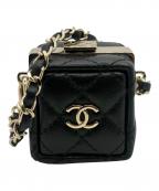 CHANELシャネル）の古着「ミニバックチャーム」｜ブラック×ゴールド