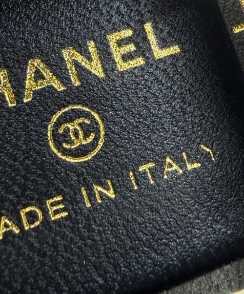 CHANEL（シャネル）CHANEL (シャネル) ミニバックチャーム ブラック×ゴールド サイズ:-の古着・服飾アイテム