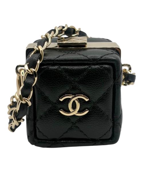CHANEL（シャネル）CHANEL (シャネル) ミニバックチャーム ブラック×ゴールド サイズ:-の古着・服飾アイテム
