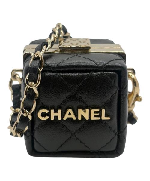 CHANEL（シャネル）CHANEL (シャネル) ミニバックチャーム ブラック×ゴールド サイズ:-の古着・服飾アイテム