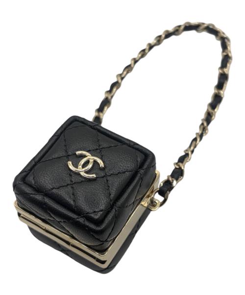 CHANEL（シャネル）CHANEL (シャネル) ミニバックチャーム ブラック×ゴールド サイズ:-の古着・服飾アイテム