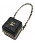 中古・古着 CHANEL (シャネル) ミニバックチャーム ブラック×ゴールド サイズ:-：180000円