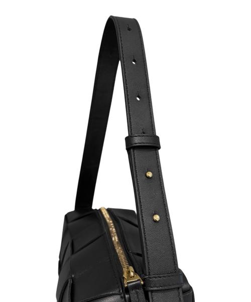 BOTTEGA VENETA（ボッテガベネタ）BOTTEGA VENETA (ボッテガベネタ) BRICK CASSETTE/スモールブリックカセット バッグ ブラック サイズ:-の古着・服飾アイテム