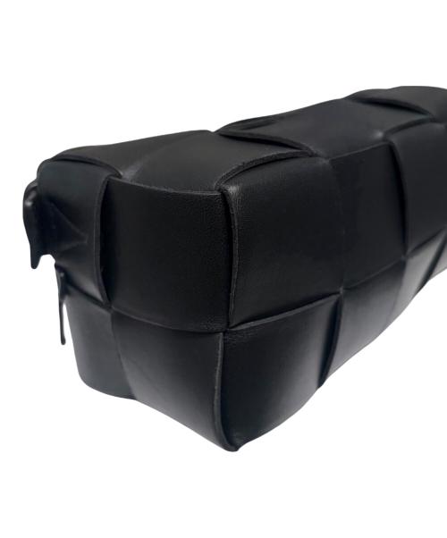 BOTTEGA VENETA（ボッテガベネタ）BOTTEGA VENETA (ボッテガベネタ) BRICK CASSETTE/スモールブリックカセット バッグ ブラック サイズ:-の古着・服飾アイテム