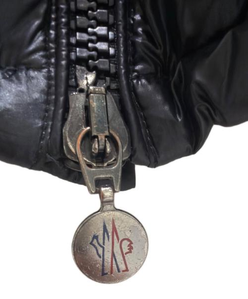 MONCLER（モンクレール）MONCLER (モンクレール) BJMAYA/ファー付きダウンジャケット/32091403001053029 ブラック サイズ:1の古着・服飾アイテム