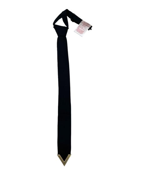 VALENTINO（ヴァレンティノ）VALENTINO (ヴァレンティノ) メタルVアップリケ付きネクタイ ブラック サイズ:UNIの古着・服飾アイテム