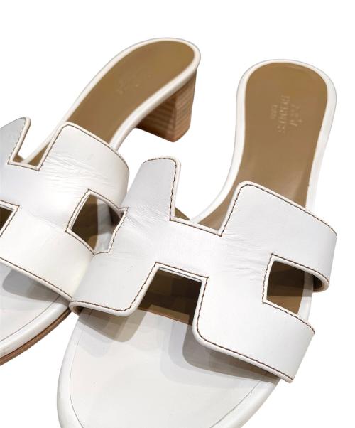 HERMES（エルメス）HERMES (エルメス) レディスサンダル《オアジス》 ホワイト サイズ:37 1/2の古着・服飾アイテム