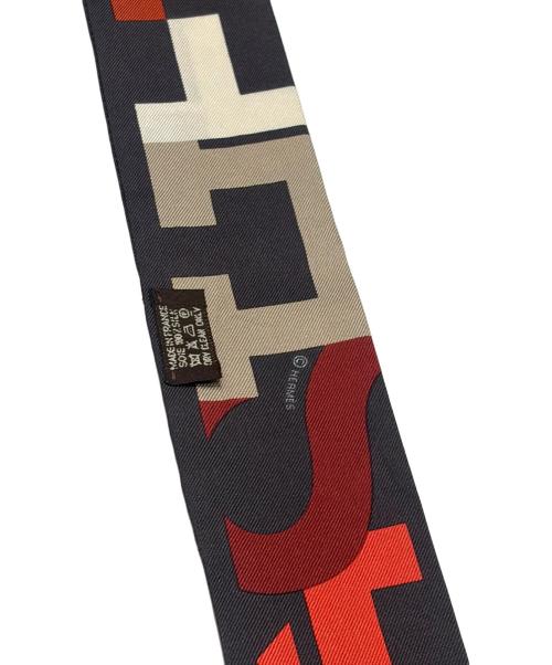 HERMES（エルメス）HERMES (エルメス) ツイリー レッド×マルチカラーの古着・服飾アイテム