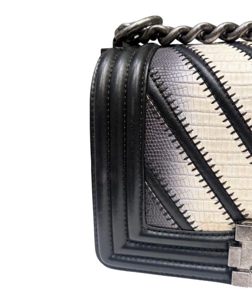 CHANEL（シャネル）CHANEL (シャネル) シェブロンボーイシャネル スモール ブラック×シルバー金具の古着・服飾アイテム