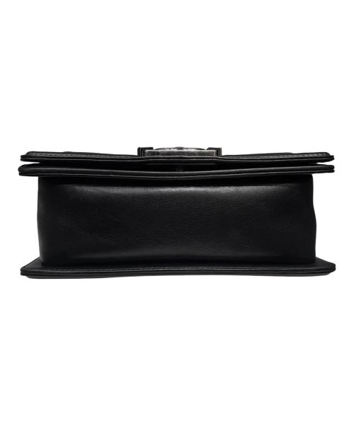 CHANEL（シャネル）CHANEL (シャネル) シェブロンボーイシャネル スモール ブラック×シルバー金具の古着・服飾アイテム