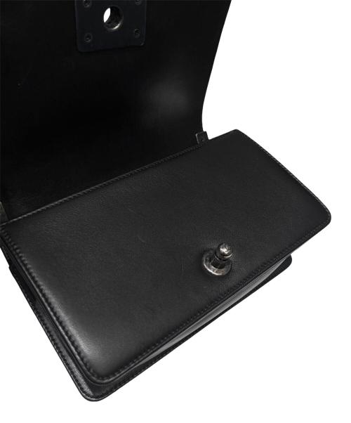 CHANEL（シャネル）CHANEL (シャネル) シェブロンボーイシャネル スモール ブラック×シルバー金具の古着・服飾アイテム