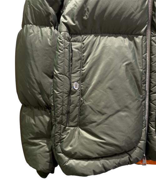 MONCLER（モンクレール）MONCLER (モンクレール) DIYA/ダウンジャケット/I20911A00159 グリーン×オレンジ サイズ:1の古着・服飾アイテム