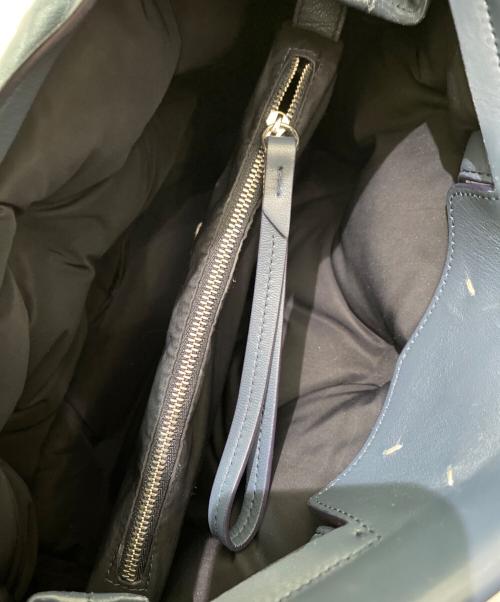 Maison Margiela（メゾンマルジェラ）Maison Margiela (メゾンマルジェラ) Glam Slamミディアムショルダーバッグ ネイビー サイズ:ミディアムの古着・服飾アイテム