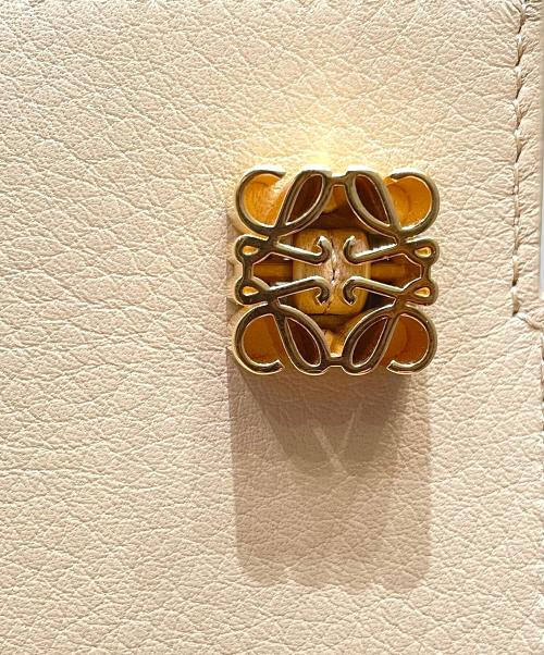 LOEWE（ロエベ）LOEWE (ロエベ) ペブルダイスポケットバック ブラウンの古着・服飾アイテム