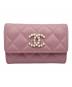 CHANEL（シャネル）の古着「フェイクパールココマーク パスケース」｜ピンク