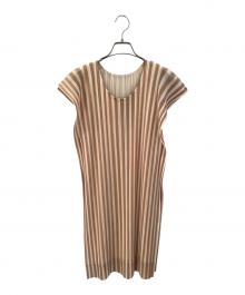 PLEATS PLEASE（プリーツプリーズ）の古着「プリーツレイヤードワンピース」｜ベージュ