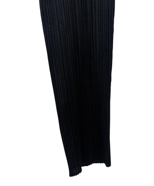 PLEATS PLEASE（プリーツプリーズ）PLEATS PLEASE (プリーツプリーズ) プリーツパンツ/プリーツ加工パンツ ブラック サイズ:3の古着・服飾アイテム