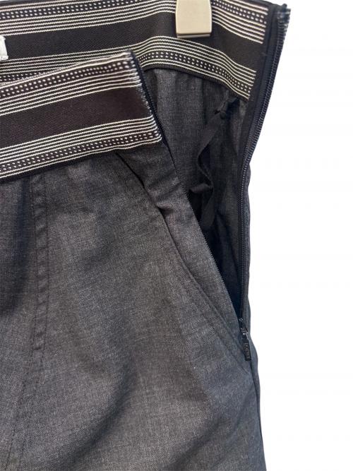 LOEWE（ロエベ）LOEWE (ロエベ) ウエストロゴ入りアシンメトリースカート グレー サイズ:34の古着・服飾アイテム