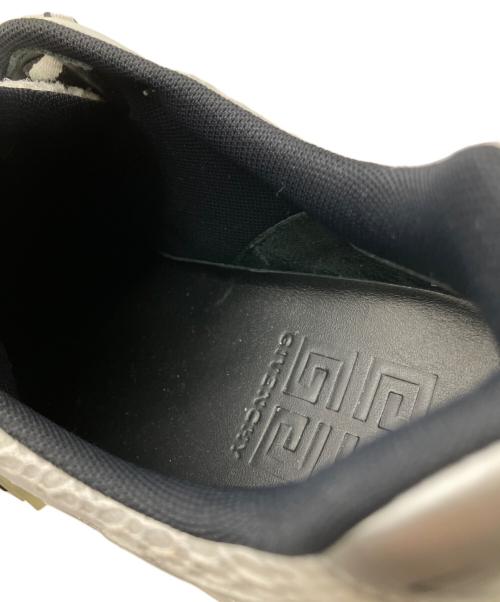 GIVENCHY（ジバンシィ）GIVENCHY (ジバンシィ) NFNTY-52 レザースニーカー ホワイト×シルバー サイズ:41の古着・服飾アイテム