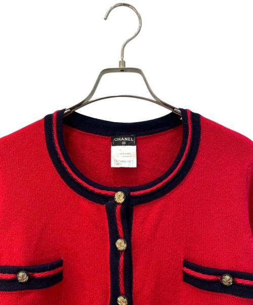CHANEL（シャネル）CHANEL (シャネル) ライオン×ココマークボタン カシミヤカーディガン レッド×ネイビー サイズ:42の古着・服飾アイテム