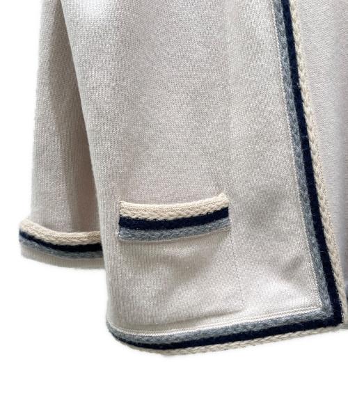CHANEL（シャネル）CHANEL (シャネル) 05A カシミヤ ココマークボタン トッパーカディガン ベージュ×ブラック サイズ:42の古着・服飾アイテム