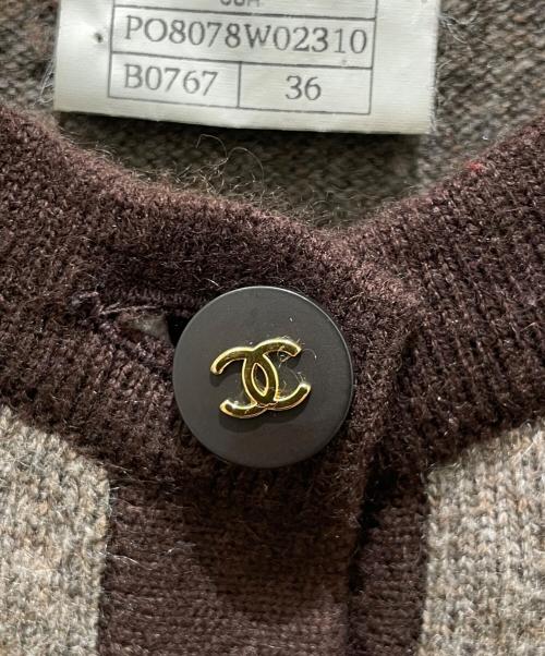 CHANEL（シャネル）CHANEL (シャネル) 96A ココマークボタン カシミヤアンサンブルカーディガン ブラウン サイズ:36の古着・服飾アイテム