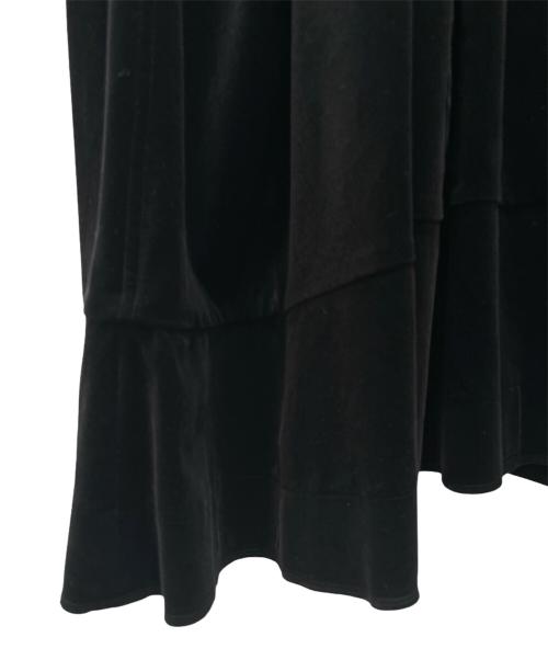 COMME des GARCONS COMME des GARCONS（コムデギャルソン コムデギャルソン）COMME des GARCONS COMME des GARCONS (コムデギャルソン コムデギャルソン) ベロアフレアスカート ブラック サイズ:Sの古着・服飾アイテム
