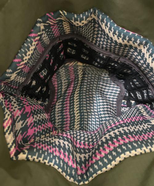 sacai（サカイ）sacai (サカイ) Zantan Crossbody Pouch ホワイトの古着・服飾アイテム