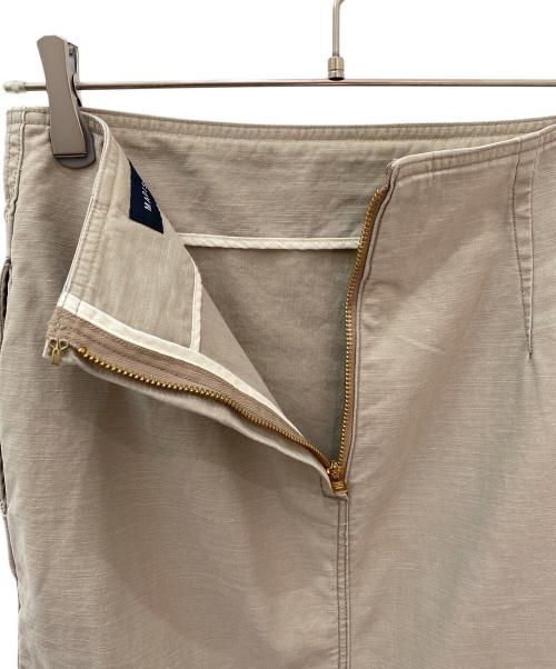 MADISON BLUE（マディソンブルー）MADISON BLUE (マディソンブルー) バックサテンタイトスカート ベージュ サイズ:SIZE 02(M)の古着・服飾アイテム