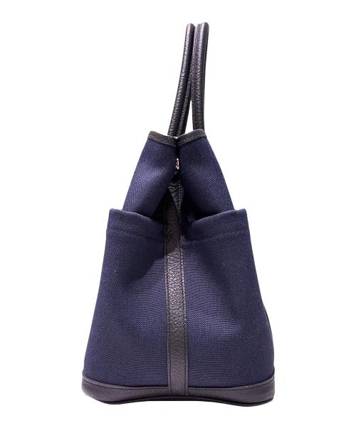 HERMES（エルメス）HERMES (エルメス) ガーデンパーティポケット36 PM/X刻印：2016 ブルーマリン×ノワール サイズ:36（PM）の古着・服飾アイテム