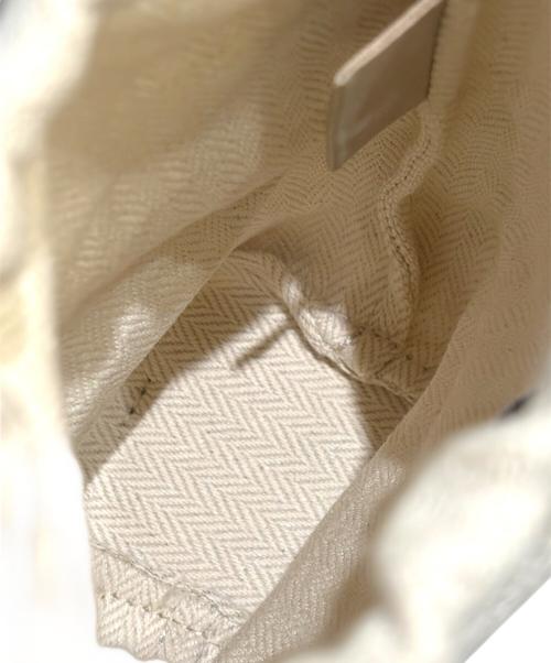 LOEWE（ロエベ）LOEWE (ロエベ) カットアウトポケット / ショルダーバッグ ホワイトの古着・服飾アイテム