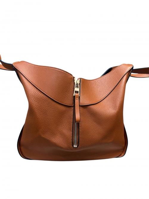 LOEWE（ロエベ）LOEWE (ロエベ) ハンモック スモール ブラウン サイズ:スモールの古着・服飾アイテム