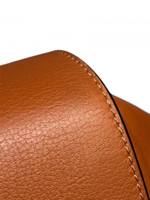 LOEWE（ロエベ）LOEWE (ロエベ) ハンモック スモール ブラウン サイズ:スモールの古着・服飾アイテム