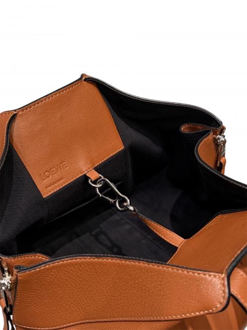 LOEWE（ロエベ）LOEWE (ロエベ) ハンモック スモール ブラウン サイズ:スモールの古着・服飾アイテム