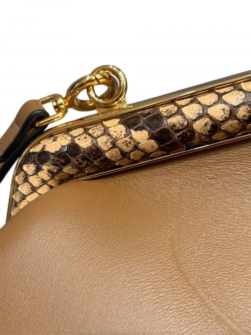 FENDI（フェンディ）FENDI (フェンディ) ファースト スモール ブラウンの古着・服飾アイテム